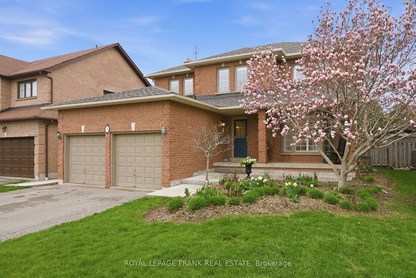 8-corner-stone-crescent-whitby-ontario-e13062666