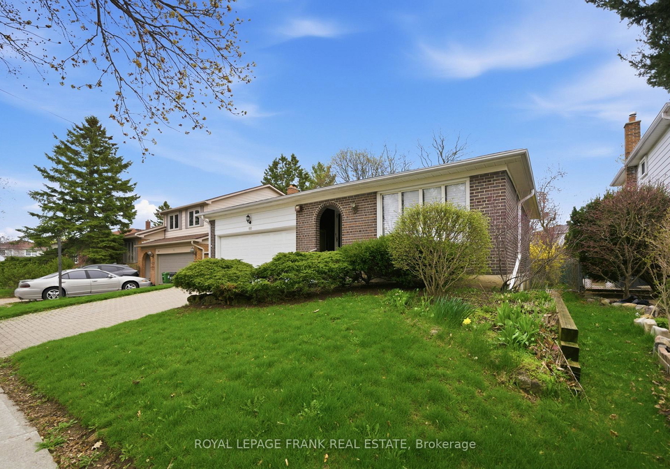 60-blueberry-drive-scarborough-ontario-e13062706