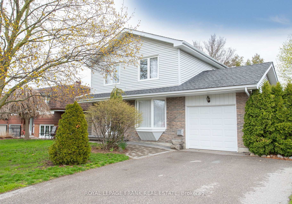 11-cardiff-court-whitby-ontario-e13063932