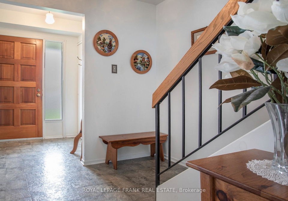 11-cardiff-court-whitby-ontario-e13063932
