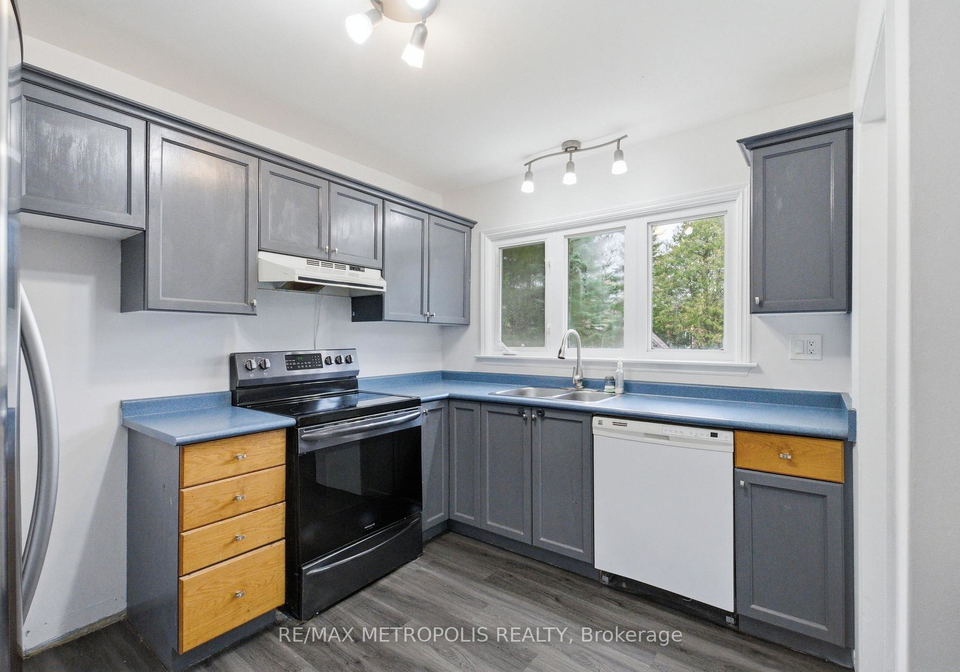 148-winchester-road-e-whitby-ontario-e13064912