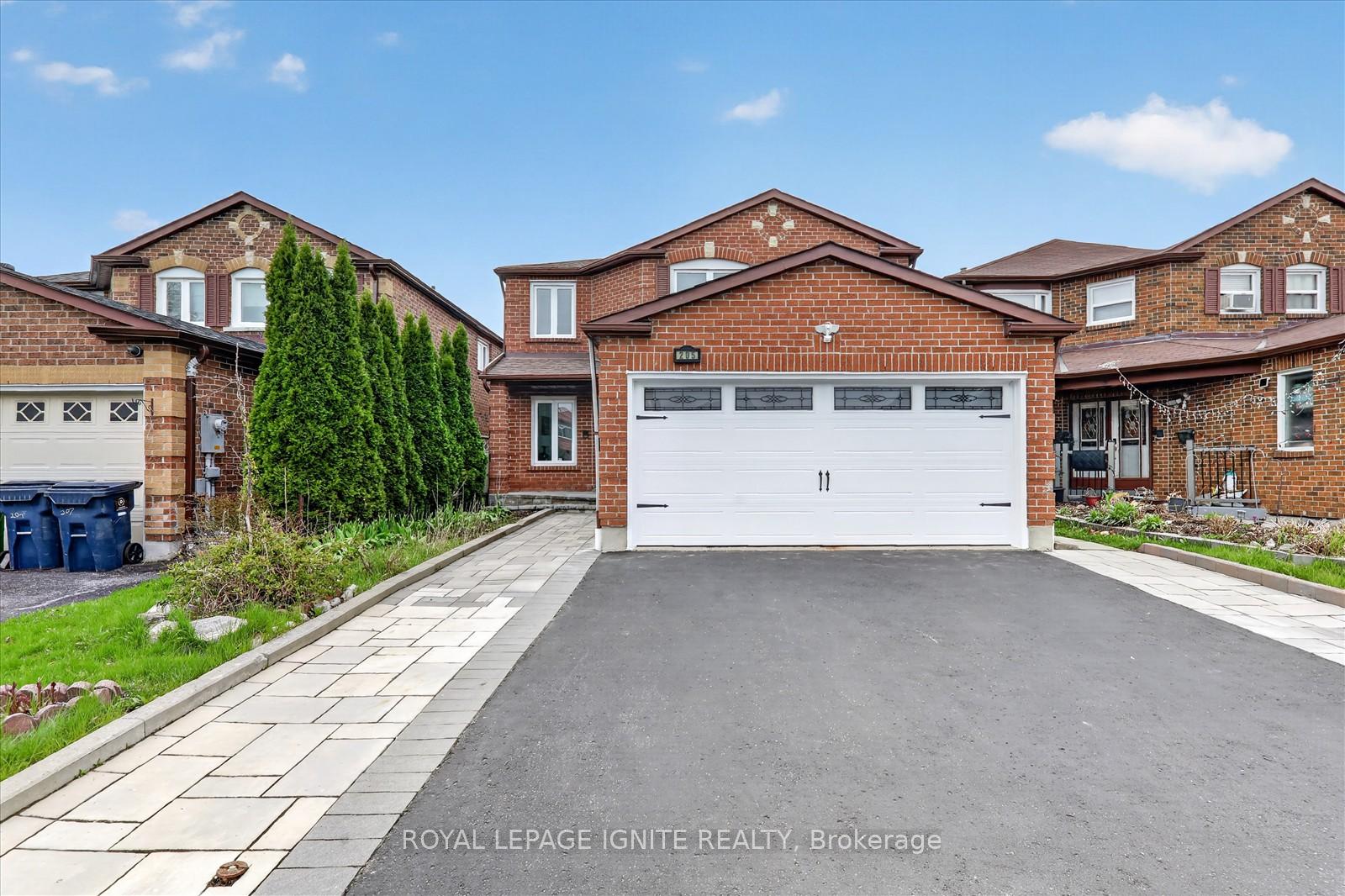 205-hupfield-trail-scarborough-ontario-e13065132