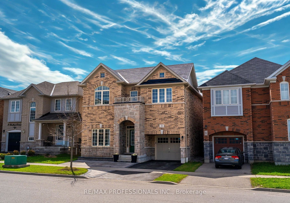 3-skelton-crescent-ajax-ontario-e13065374