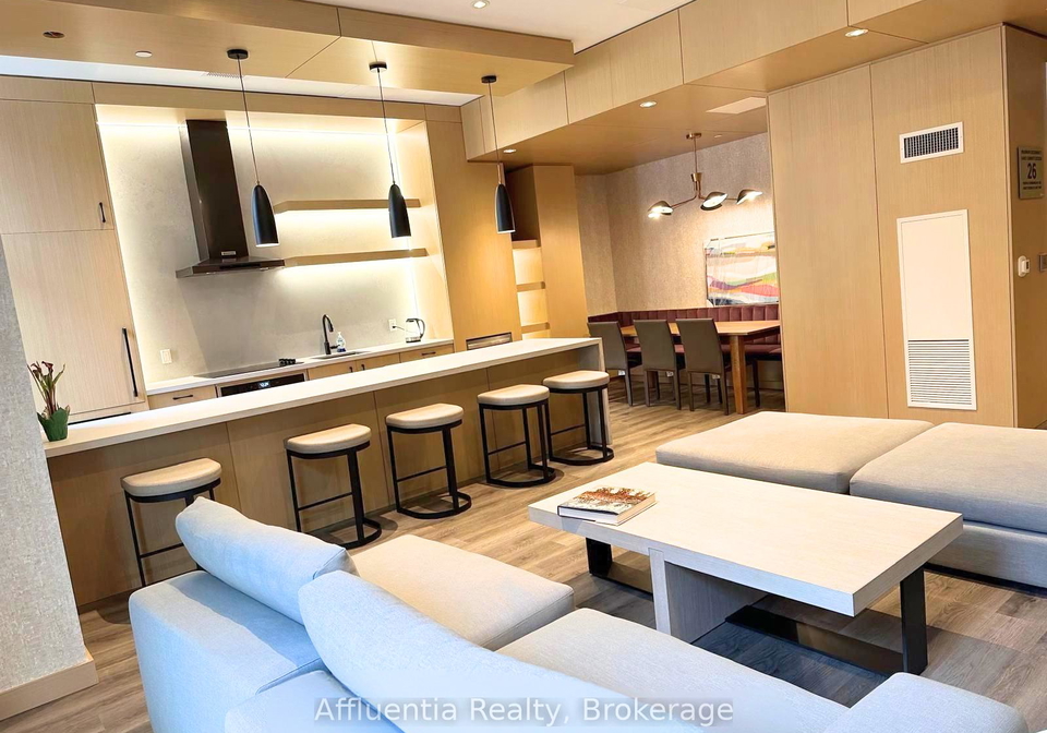 2369-danforth-avenue-toronto-ontario-e13066298