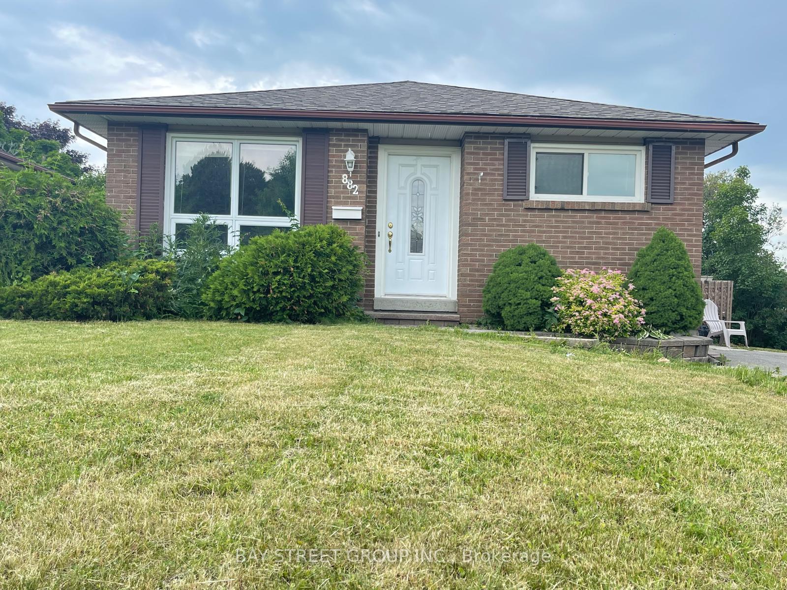882-southdown-drive-oshawa-ontario-e13066656