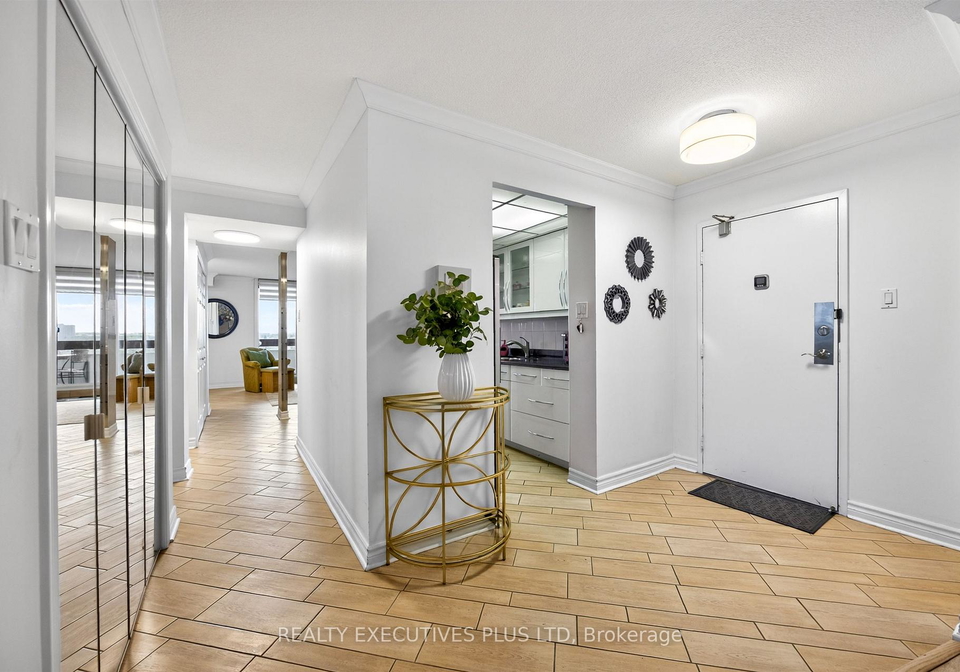 55-huntingdale-boulevard-scarborough-ontario-e13066990