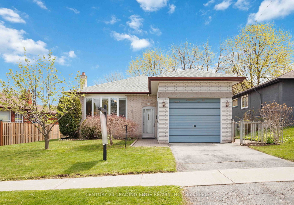 61-hollyhedge-drive-scarborough-ontario-e13067330