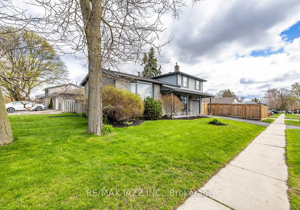 95-hobbs-drive-clarington-ontario-e13068044