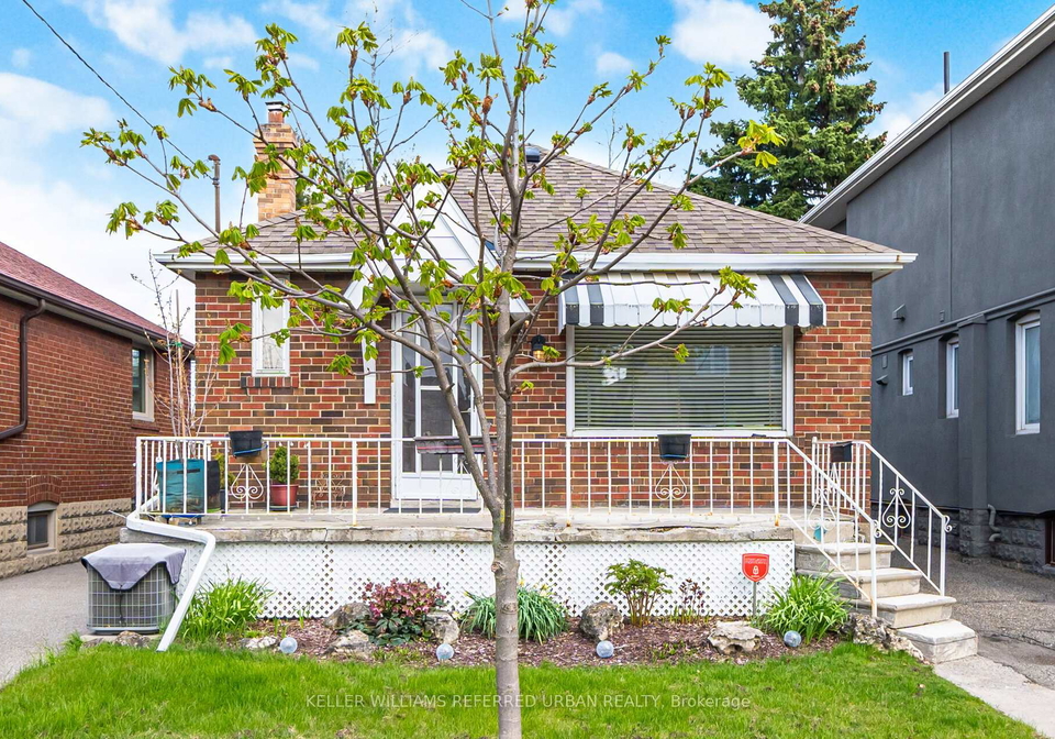 47-st-hubert-avenue-east-york-ontario-e13068890