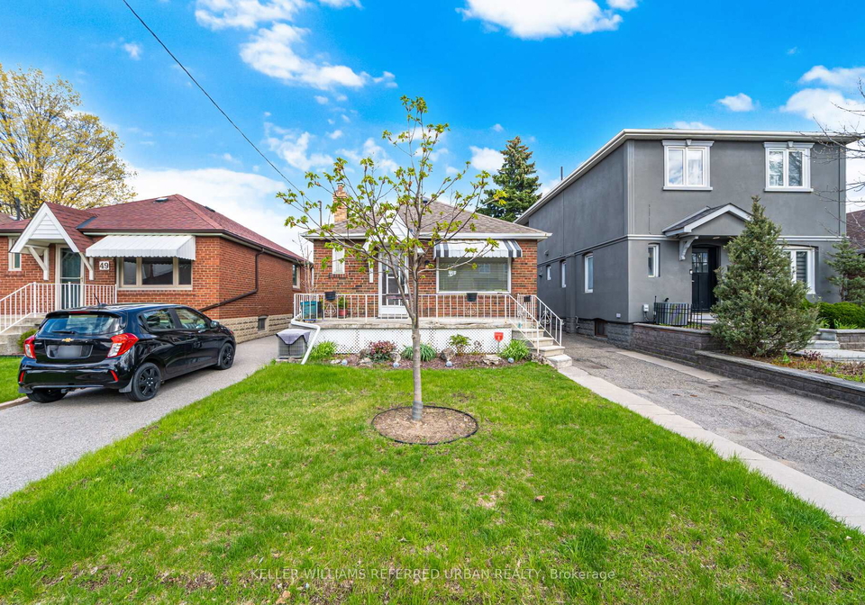 47-st-hubert-avenue-east-york-ontario-e13068890
