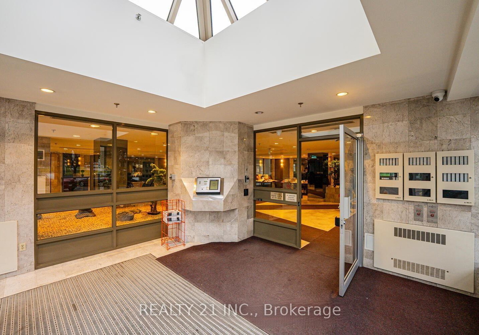 3233-eglinton-avenue-e-scarborough-ontario-e13069266