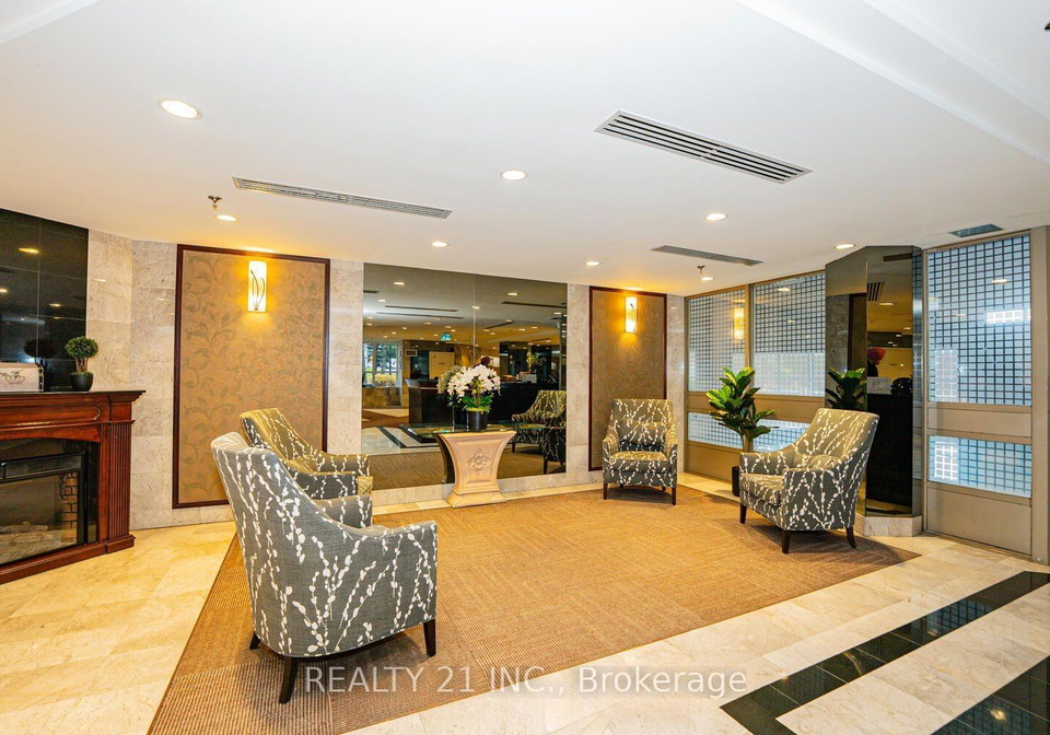 3233-eglinton-avenue-e-scarborough-ontario-e13069266