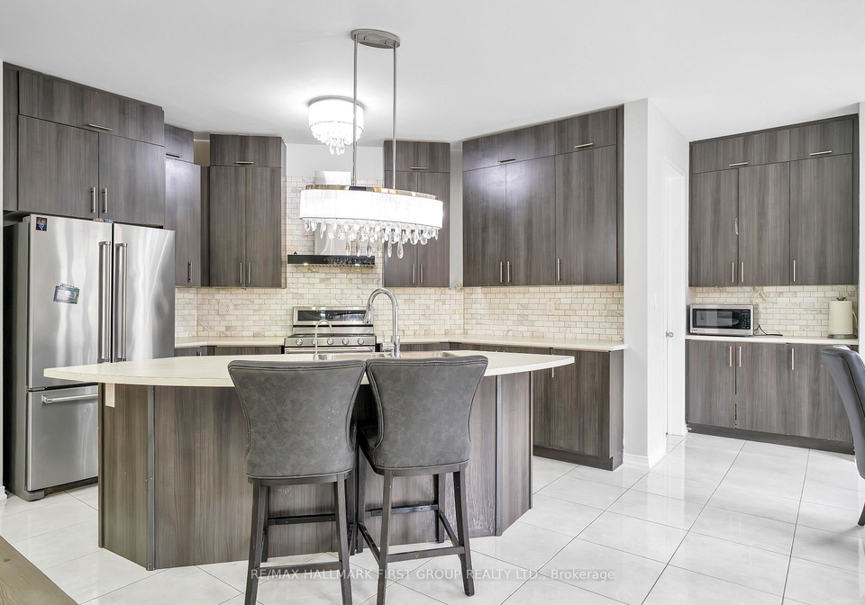 2554-stallion-drive-oshawa-ontario-e13069750