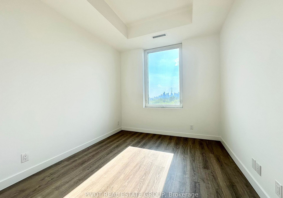 1050-eastern-avenue-toronto-ontario-e13070776
