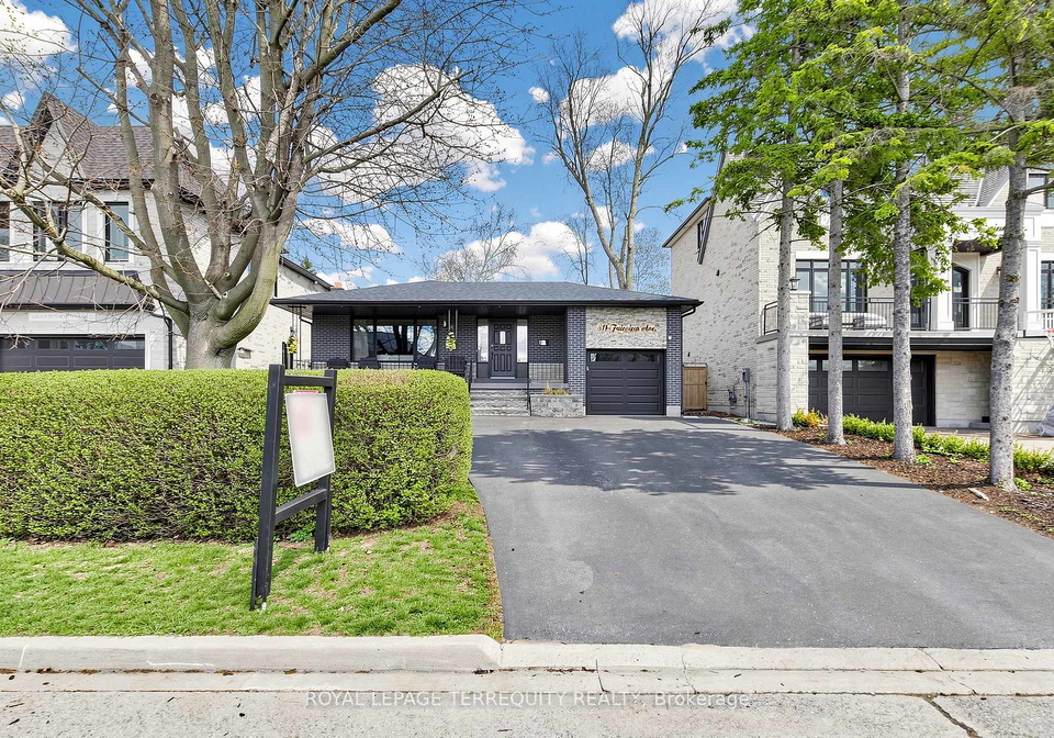 811-fairview-avenue-pickering-ontario-e13071630