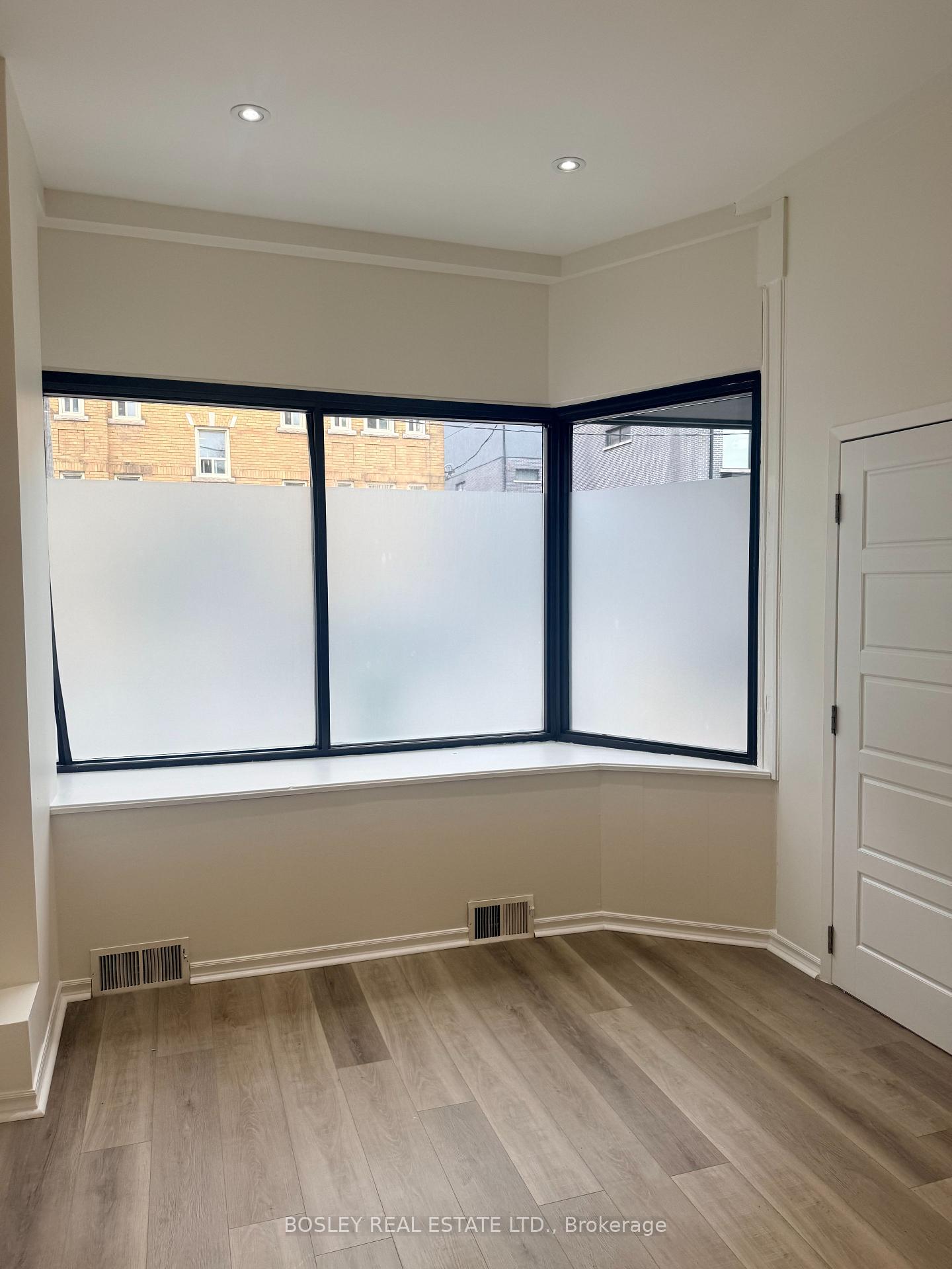 866-broadview-avenue-east-york-ontario-e13071774