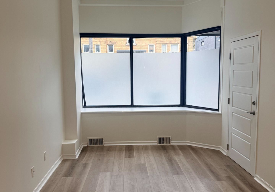 866-broadview-avenue-east-york-ontario-e13071774