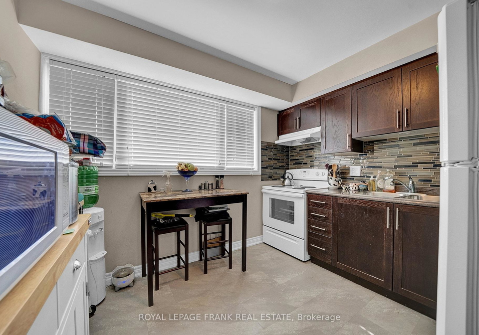 377-linden-street-oshawa-ontario-e13071882