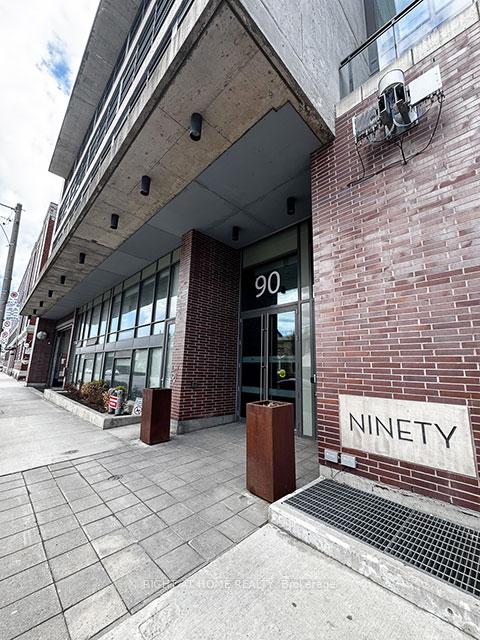 90-broadview-avenue-toronto-ontario-e13071920