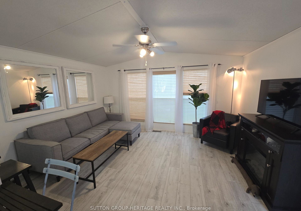 225-platten-boulevard-scugog-ontario-e13072126
