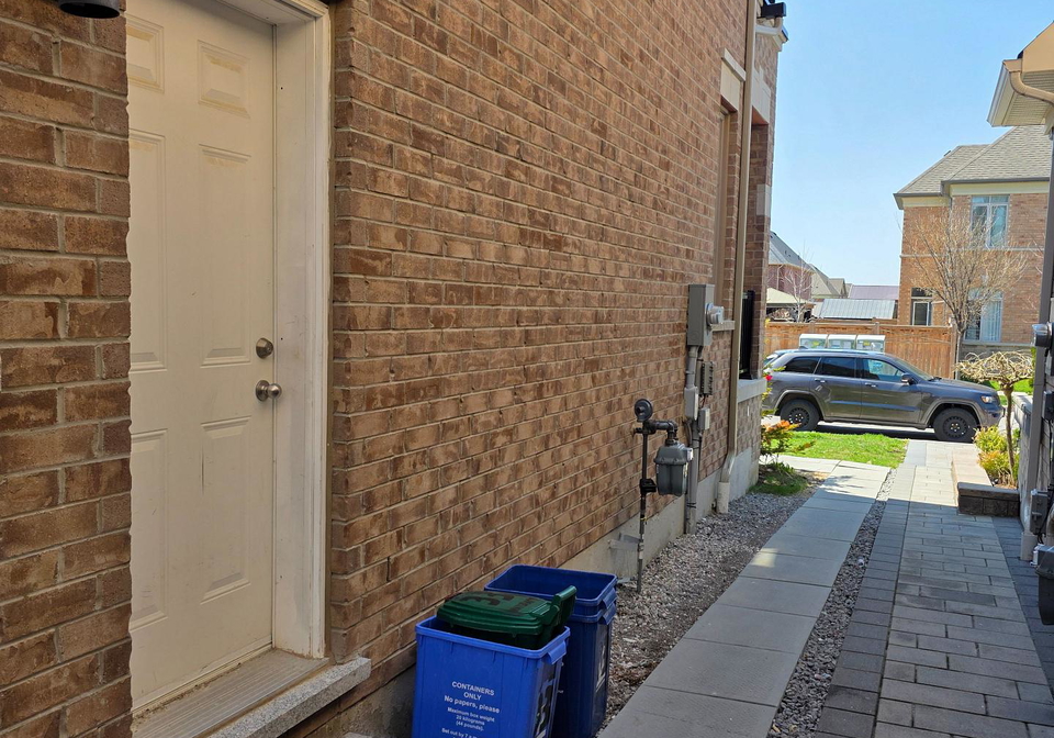 33-hayeraft-street-whitby-ontario-e13072152