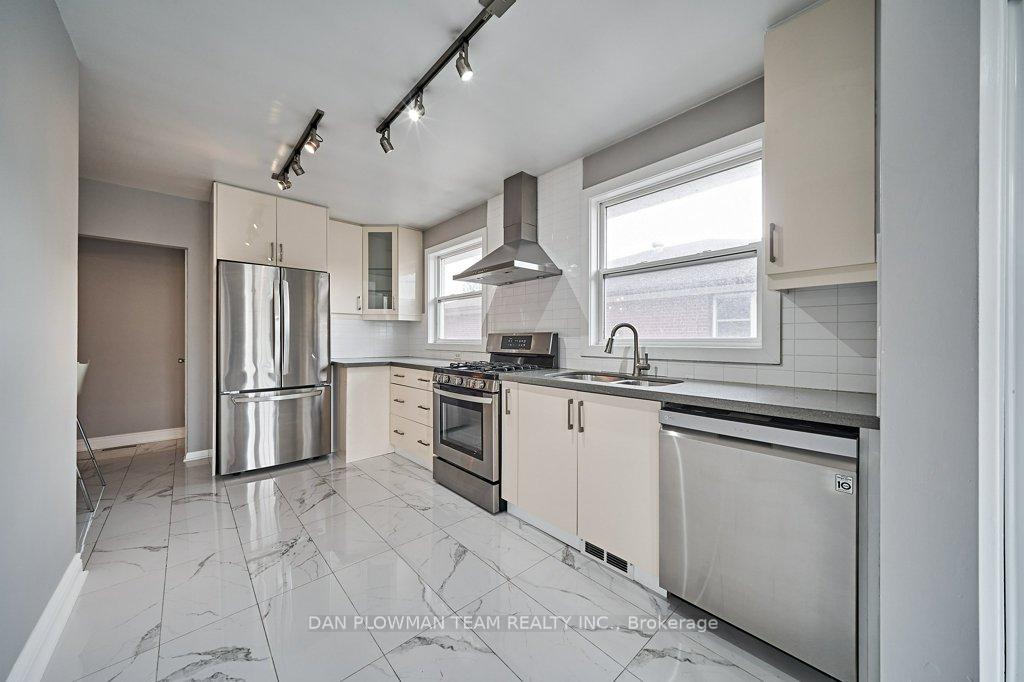 181-waverly-street-s-oshawa-ontario-e13072996