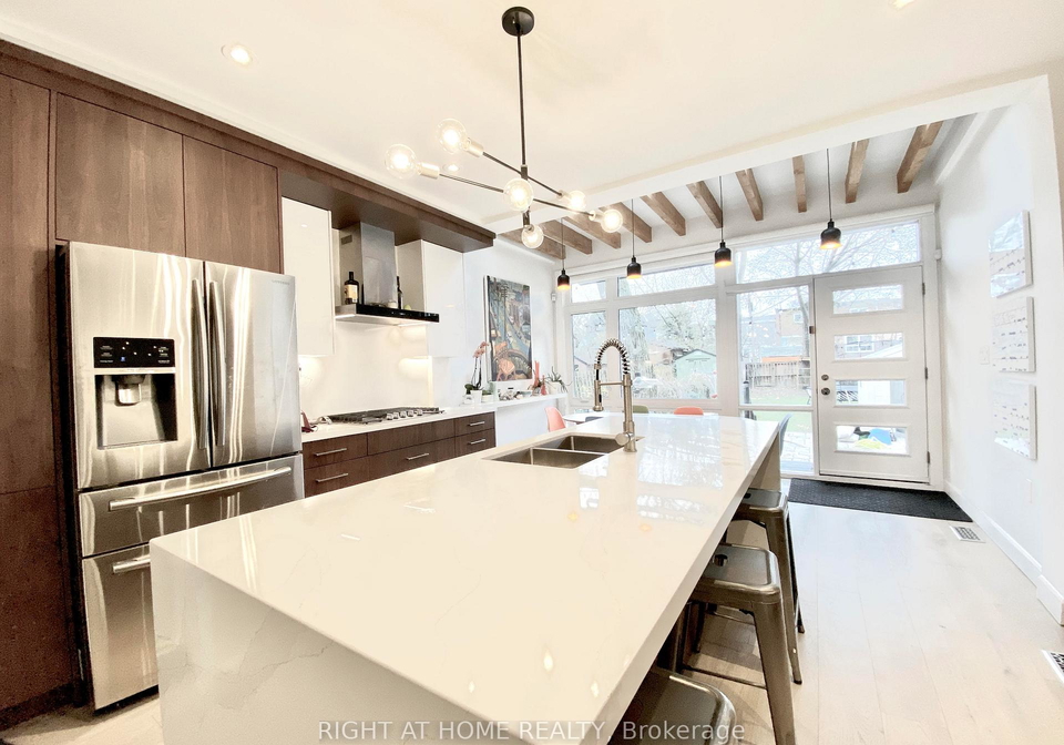 16-woodlee-road-toronto-ontario-e13073212