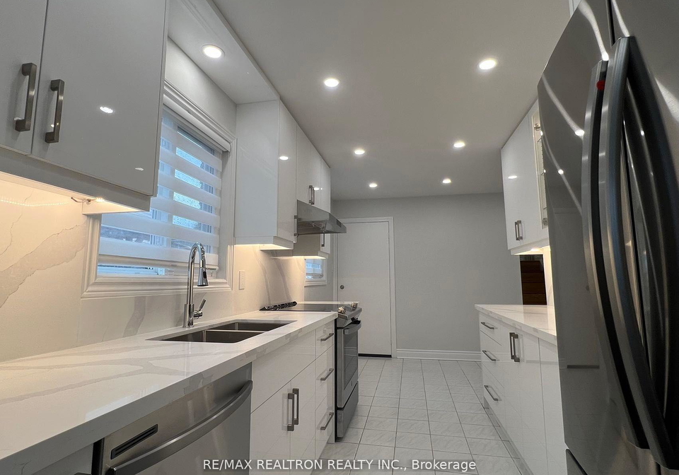 163-ingleton-boulevard-scarborough-ontario-e13073468