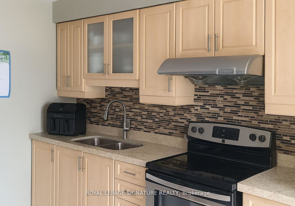 44-parker-crescent-ajax-ontario-e13073684