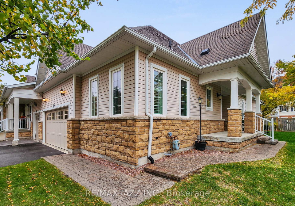 350-lakebreeze-drive-clarington-ontario-e13073784