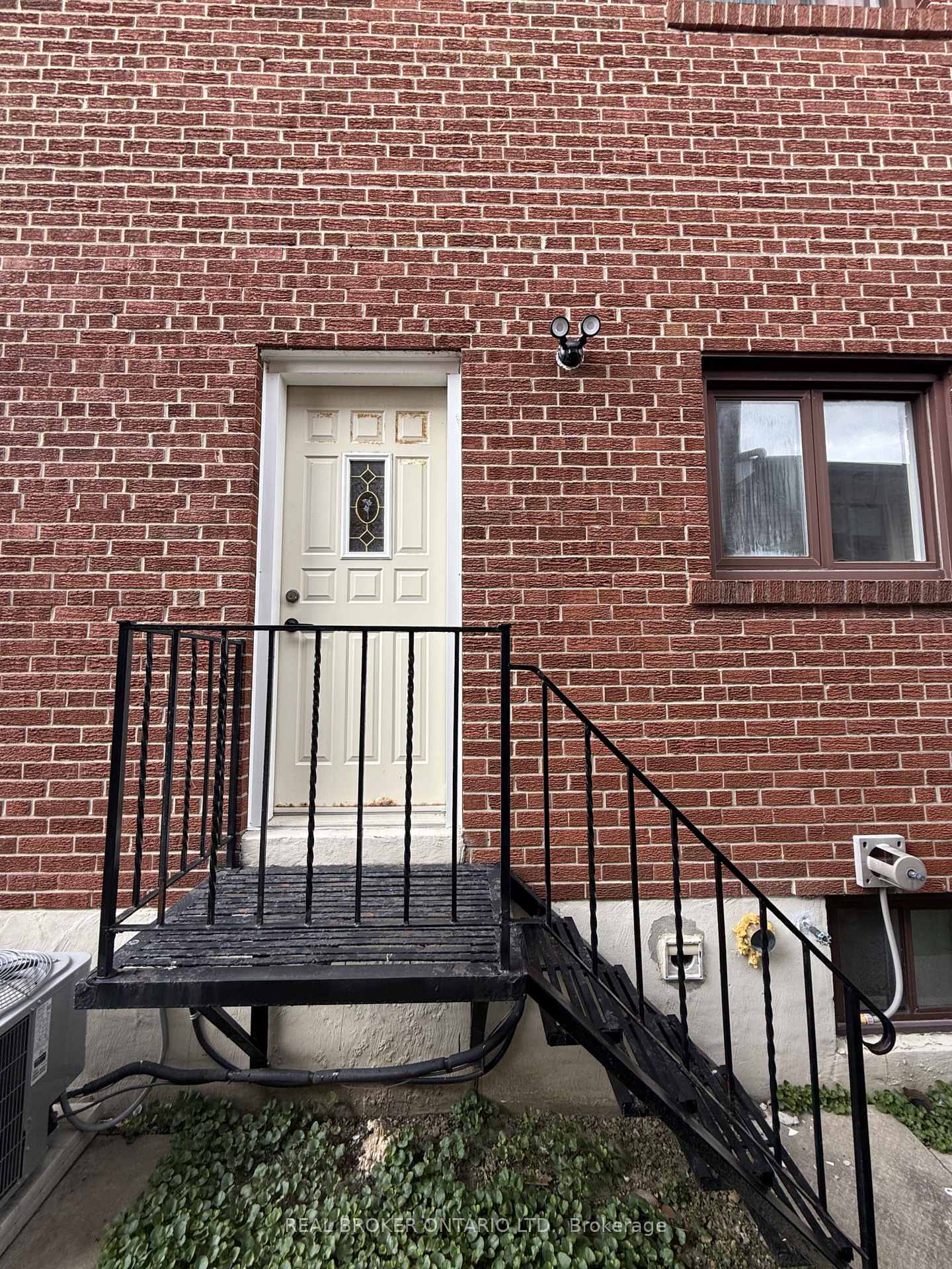 214-fairglen-avenue-scarborough-ontario-e13074214