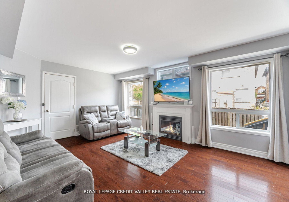 12-greenhalf-drive-ajax-ontario-e13074252