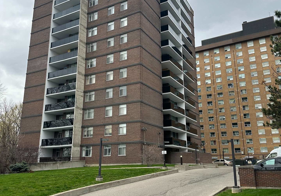1275-markham-road-e-scarborough-ontario-e13074290