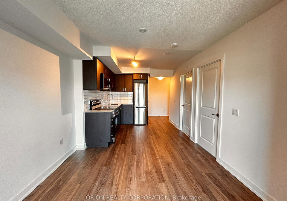 1010-sandy-beach-road-pickering-ontario-e13074436