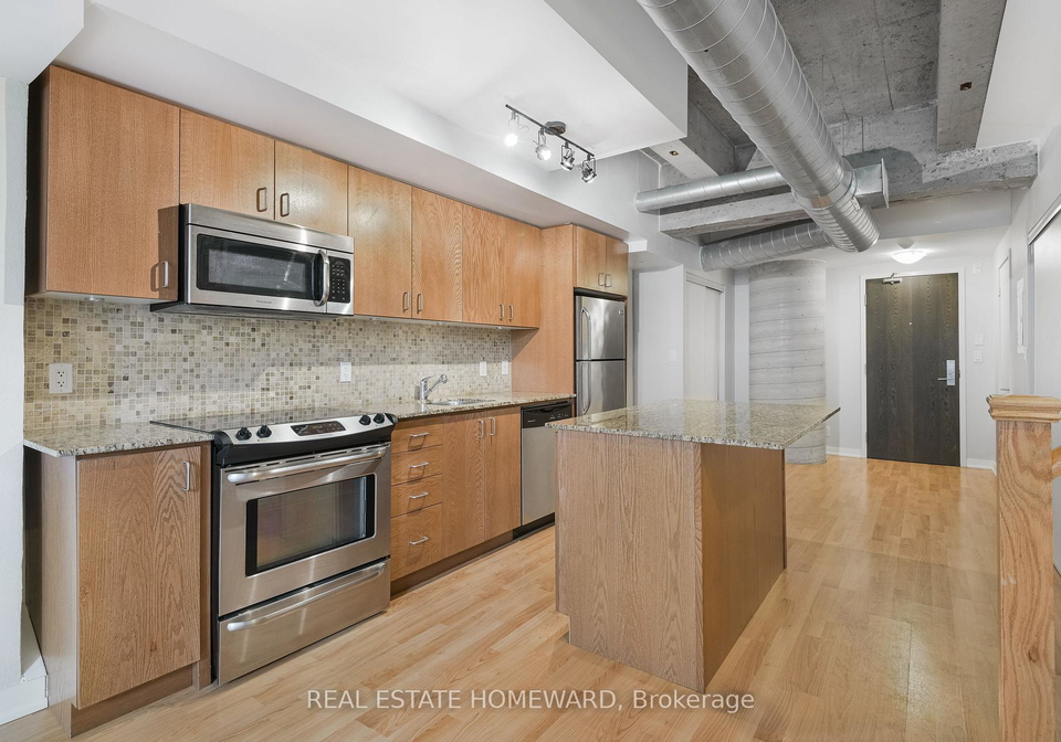 201-carlaw-avenue-toronto-ontario-e13074532