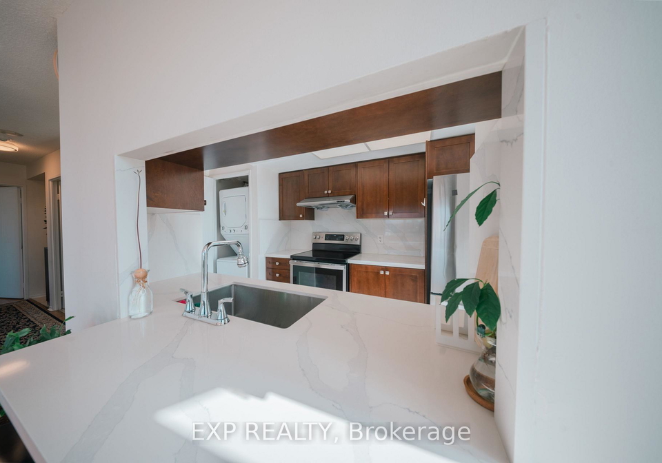 2550-lawrence-avenue-e-scarborough-ontario-e13074534