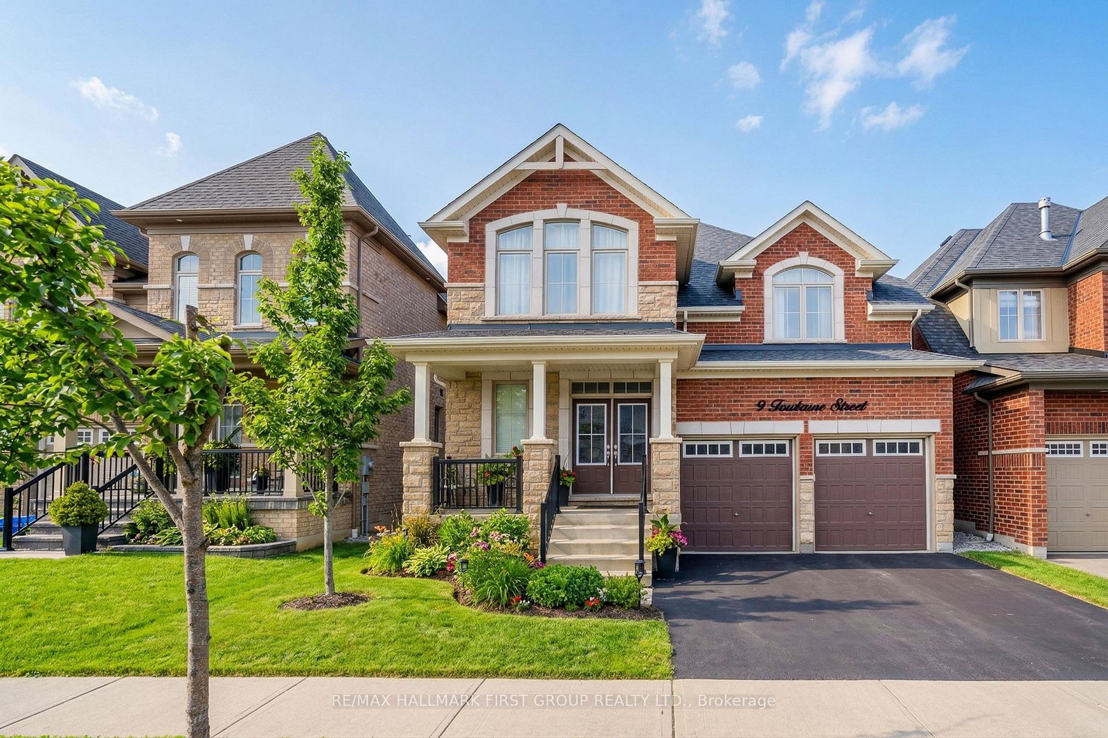 9-toulouse-street-whitby-ontario-e13074672