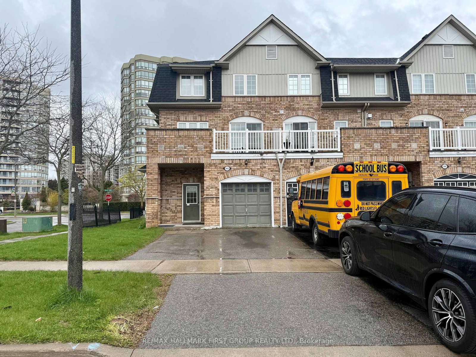 1665-avonmore-square-pickering-ontario-e13074808