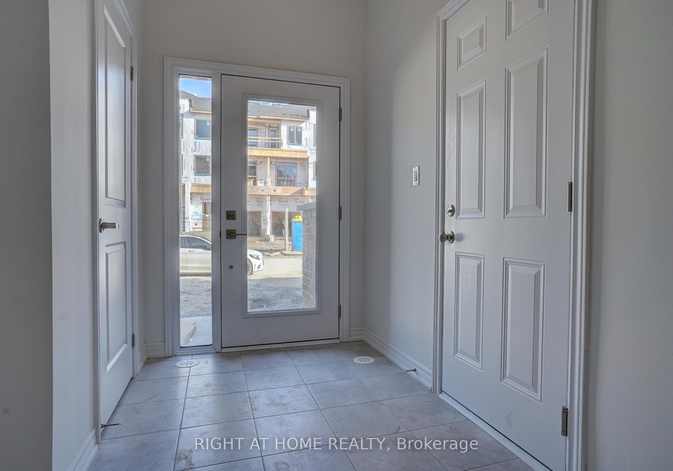 1124-lockie-drive-oshawa-ontario-e13074886