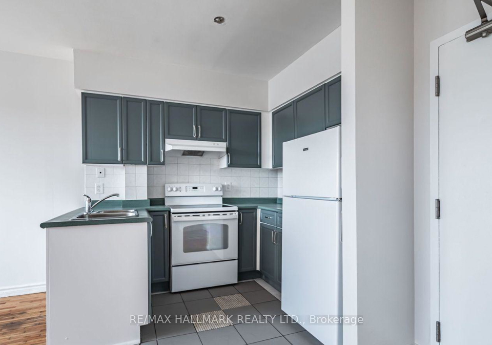 2831-kingston-road-scarborough-ontario-e13075426