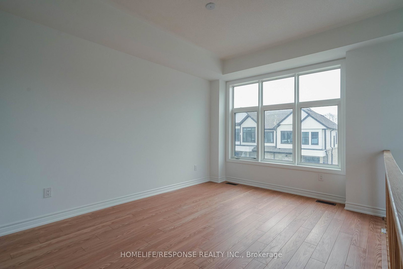 331-okanagan-path-s-oshawa-ontario-e13075886