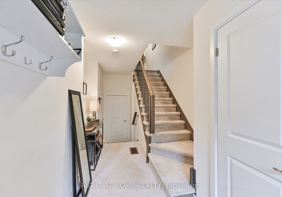 28-pallock-hill-way-whitby-ontario-e13076082