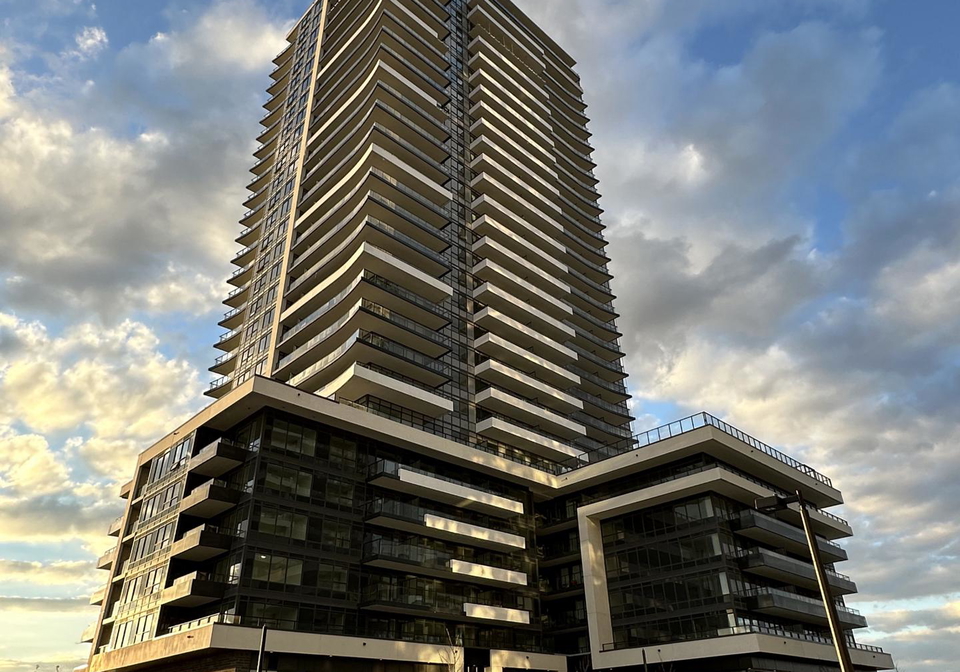 1435-celebration-drive-pickering-ontario-e13076224
