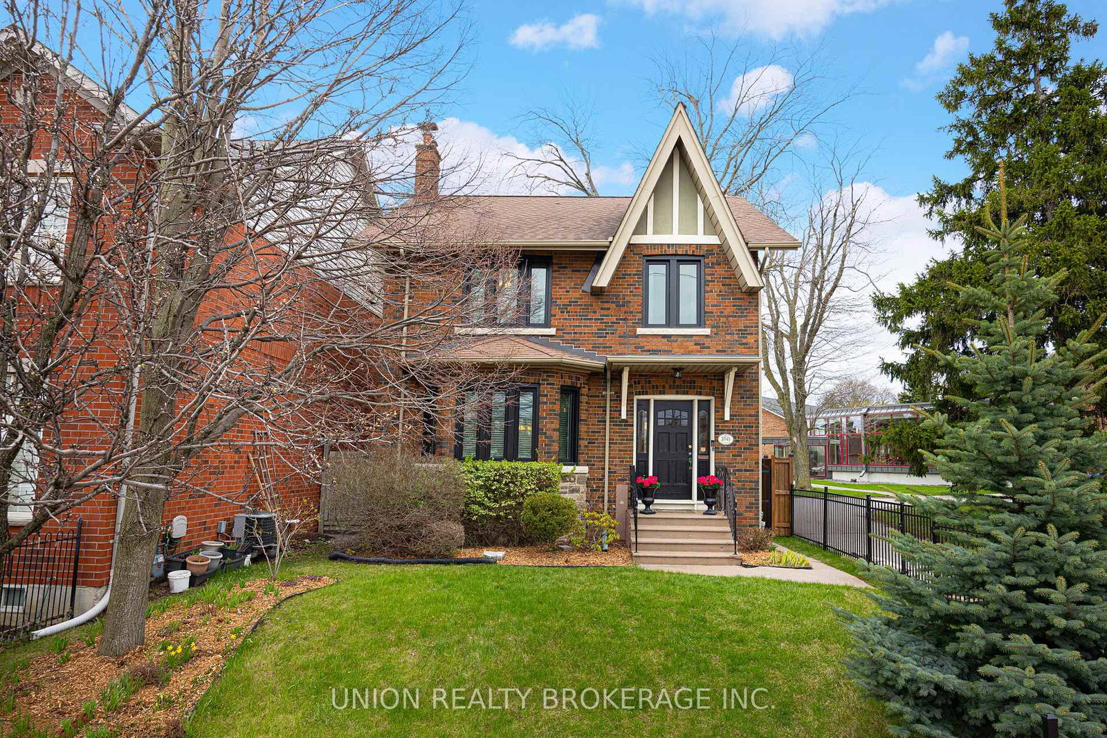 3741-kingston-road-scarborough-ontario-e13076616