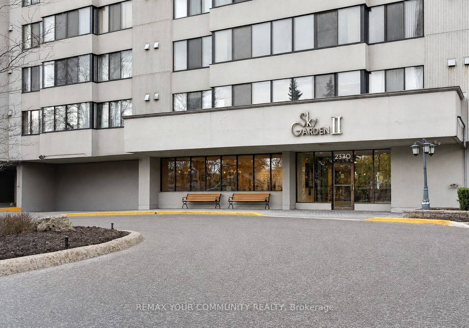 2330-bridletown-circle-scarborough-ontario-e13076906