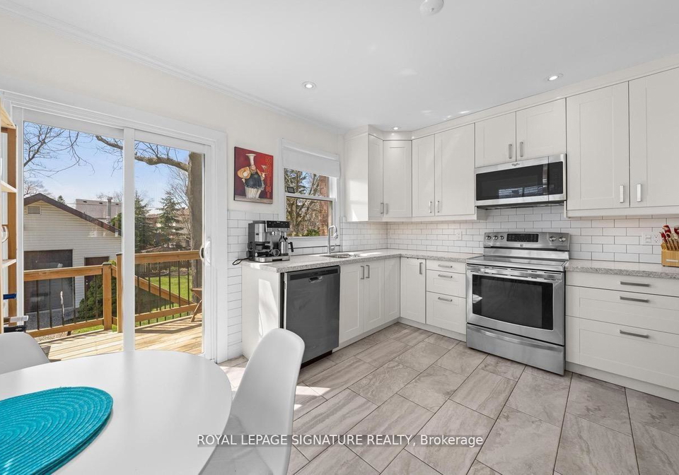 8-wolcott-avenue-scarborough-ontario-e13077040