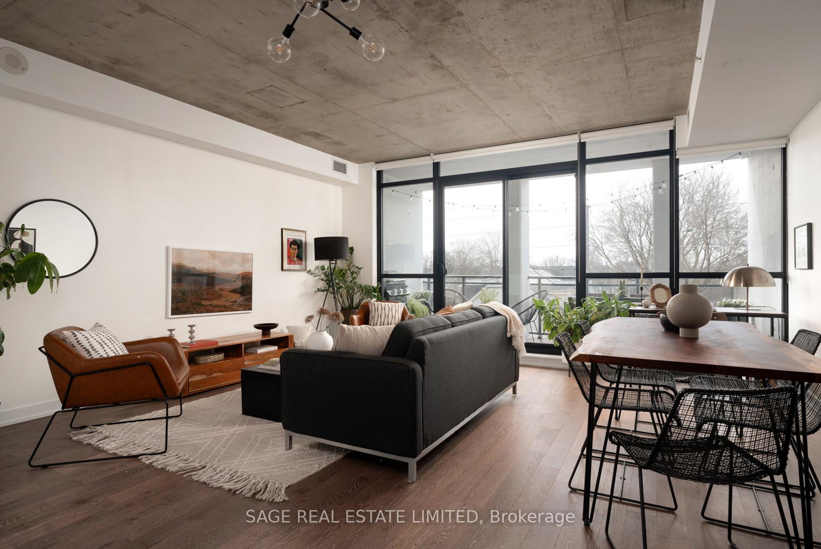 1238-dundas-street-e-toronto-ontario-e13077684