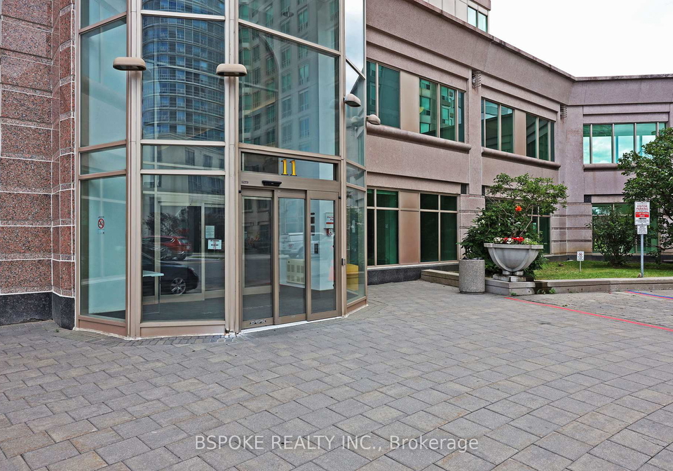 11-lee-centre-drive-scarborough-ontario-e13077844