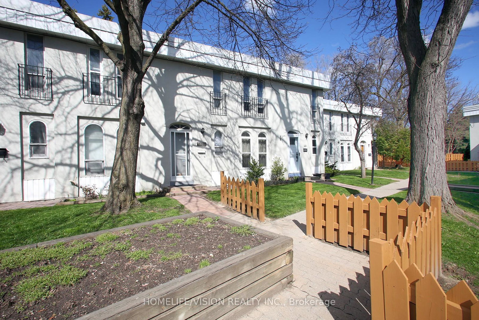 70-cass-avenue-scarborough-ontario-e13078418