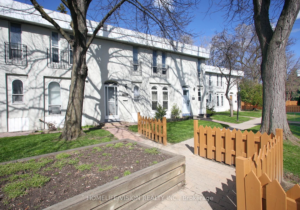 70-cass-avenue-scarborough-ontario-e13078418
